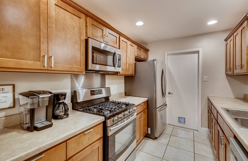 Quail Hollow Casa | The FC House- 3bd / 2ba Minutes to Domain / Downtown