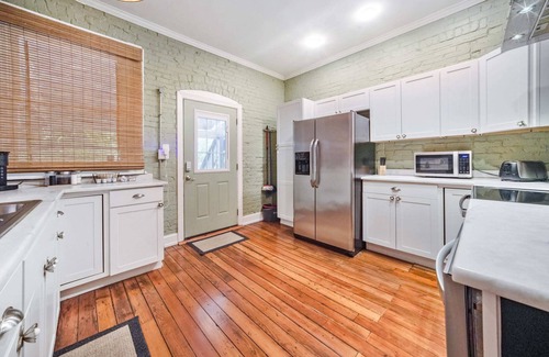 Shelby Park Casa | Cozy Urban Oasis Haven in St Catherine Louisville!