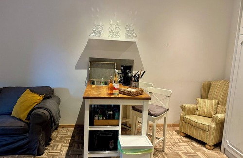Kempenich Apartamento | Cozy vacation apartment with covered terrace right on the edge of the forest