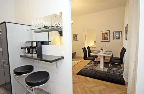 Schottenfeld Apartamento | Cozy vacation apartment (63sqm) for 2 persons with kitchen