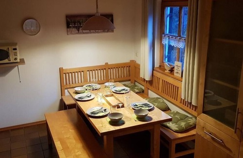 Kattersdorf Apartamento | Cozy vacation home (94 sqm) with free WiFi and balcony