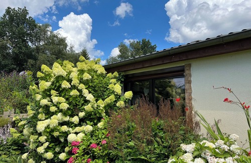 Zetel Casa | Cozy vacation home with large garden in a quiet location near the North Sea coast
