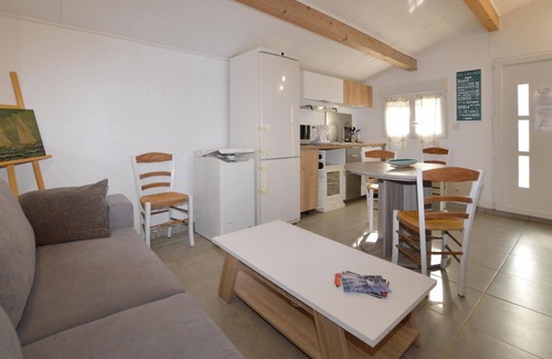 Cauro Casa | Cozy vacation home with whirlpool.