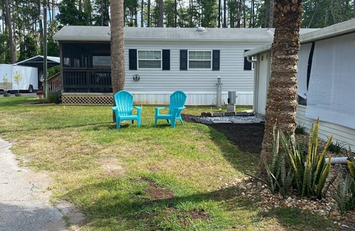 National Gardens Casa | Cozy Vacation Rental, Perfect for short term, Snowbirds & Traveling Nurses