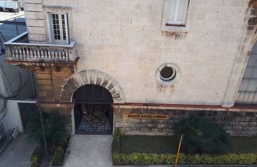 El Vedado Apartamento | Cozy Vedado Floyd Apartment 3