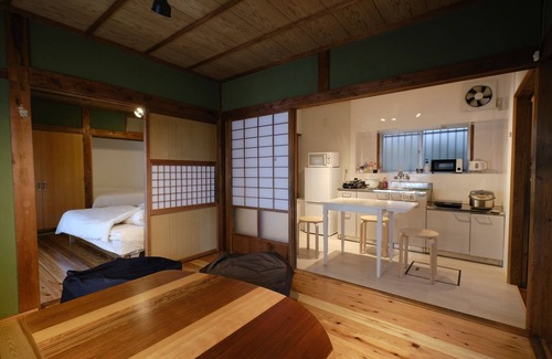 Nachikatsuura Casa | Cozy vibes bed room4 beds / Higashimuro-gun Wakayama