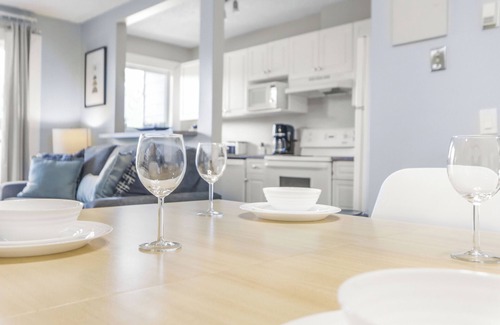 Sunnyside Condominio | Cozy Vibes in Kensington - Free WiFi | Parking | Portable AC
