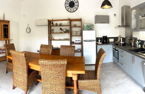 Angoulins Villa | Acogedora villa cerca del mar con todas las comodidades.