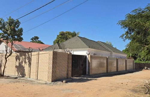 Senegambia Casa | Cozy villa in pleasant Kerr Serign with AC, WiFi