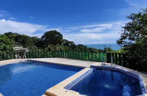 Ballena Cabaña | Cozy villa with an ocean view & Pool #3