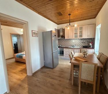 Pangaio Casa | Cozy village apartment