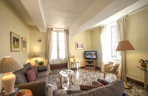 Saint-Chinian Casa | Acanthus - Casa de Pueblo con Encanto en Renta