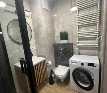 Wlochy Apartamento | Cozy Warsaw Apart with Gym close to the Airport and City Centre