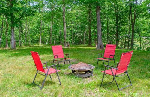 East Durham Casa | Cozy Waterfall BnB - Close To Mountains and Hikes