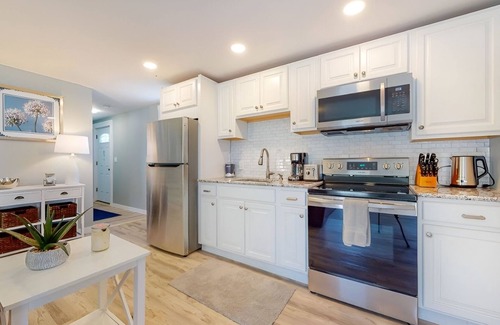 East Durham Casa | Cozy Waterfall Home | Close to All Mountains/Hikes