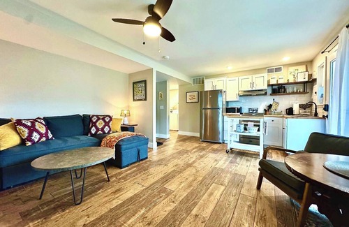 Somers Cama Y Desayuno | Cozy Waterfront Retreat Near Flathead Lake