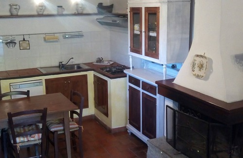 Castelfranco di Sopra Chalet De Esquí | Acogedor y acogedor apartamento para una estancia encantadora