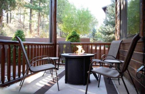 Show Low Apartamento | Cozy White Mountain Getaway!