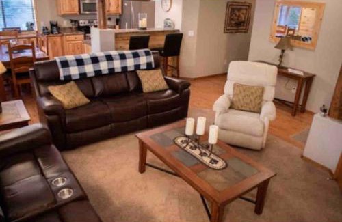 Show Low Apartamento | Cozy White Mountain Getaway!