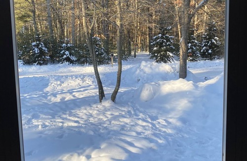 Hatfield Casa | Cozy Wisconsin home a block off Lake Arbutus.