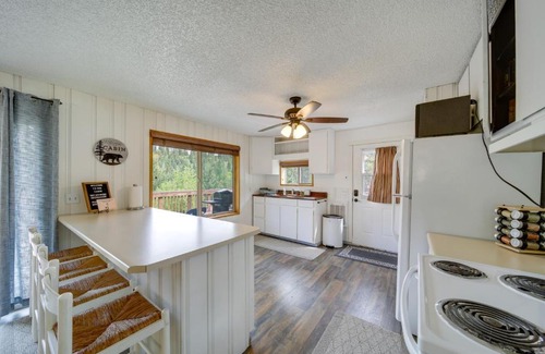 Worley Casa | Cozy Worley Cabin with Lake Access and Gas Grill!
