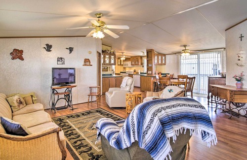 The Foothills Casa | Cozy Yuma Retreat w/ Furnished Patio & Grill!