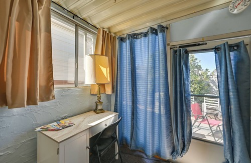 Yuma Cabaña | Cozy Yuma Vacation Rental w/ Resort Amenities!