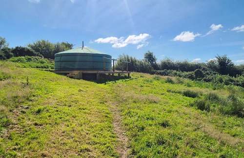 Dungannon Alquiler De RV | Cozy Yurt in the heart of Tyrone countryside.