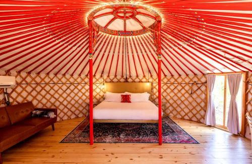 Dripping Springs Otro | Cozy Yurt with Hot Tub Surrounded by Nature in Dripping Springs, Texas