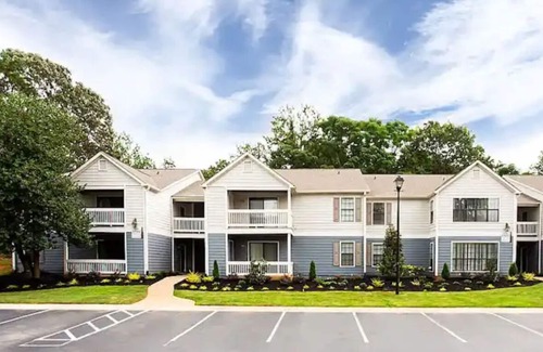 Stockbridge Apartamento | Cozy1 BR Get Away, 4/20 friendly, 15min frm Airport