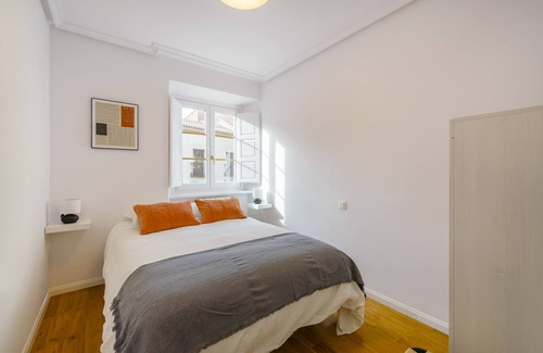 Ávila Apartamento | Cozyapt1min to Avila's Alcazar 🚶3 min to Downtown 🚶1h Madrid,segovia 🚍🚝🚗