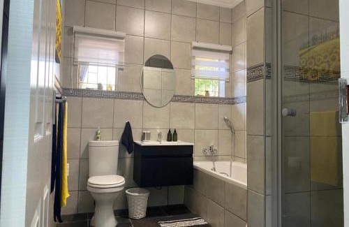 Eldoraigne Apartamento | CozyatCaley - Private Apartment