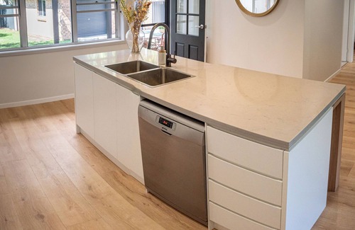 Shellharbour Casa | CozyDayz-Your next coastal stay 3-bedroom house in charming Shellharbour