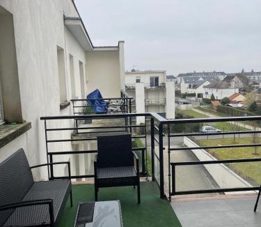 Tours Apartamento | CozyHome with balcony in Tours