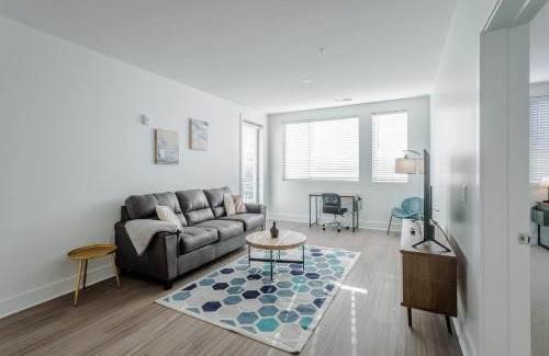 Central Business District Apartamento | Cozysuites l Luxe 2BR in Downtown Cincinnati #2