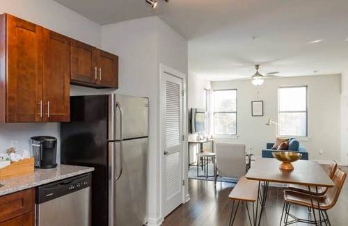 Music Row Apartamento | Cozysuites Music Row Stylish 2br-free Parking 59