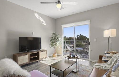 Camelback East Apartamento | Cozysuites Paradise under the palms with Pool! 21