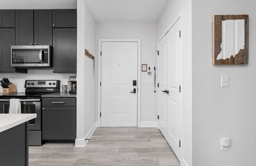 Meridian-Kessler Apartamento | Cozysuites Spacious 2BR at Meridian Kessler