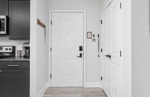 Meridian-Kessler Apartamento | Cozysuites Spacious 2BR at Meridian Kessler