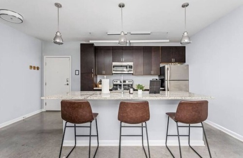 Cole-Noble District Apartamento | CozySuites TWO Stylish Apts Monument Cir