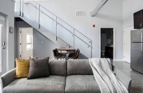 Cole-Noble District Apartamento | CozySuites TWO Stylish Apts Monument Cir