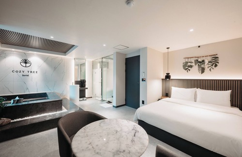 Busanjin Hotel | CozyTree Hotel