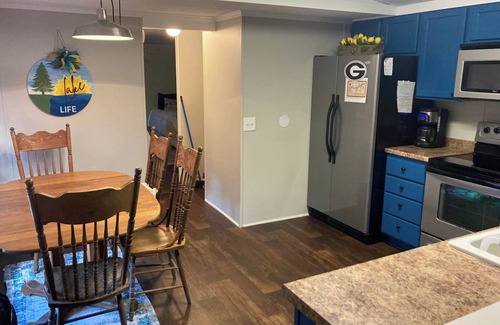 Cordele Casa | Cozzy Cottage/mobile home on the water @ Lake Balckshear