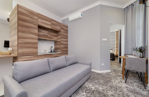 Warszawskie Apartamento | Cracow Apartments Rakowicka by Renters