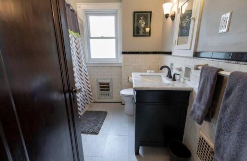 Crafton Casa | Craftsmen Charmer with Easy City & Airport Access