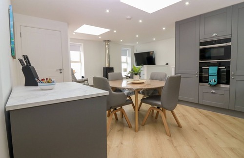 Gardenstown Cabaña | CRAIGNURE, pet friendly, character holiday cottage in Gardenstown