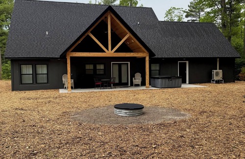 Empire Casa | Cranberry Ridge - Cranberry Lodge