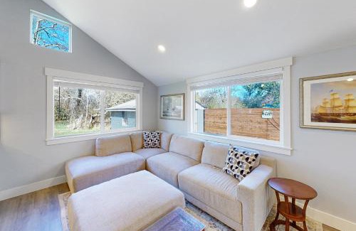 Long Beach Casa | Crandido Sands