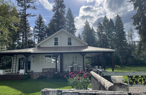 Bigfork Cabaña | Crane Mountain Cottage: lujo acogedor en Bigfork