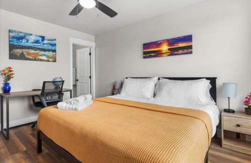 North Park Casa | Crash With Class In This Townhome